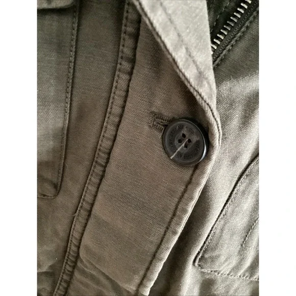 NWT LEVIS Womans Army Green Utility Cargo Jacket Multi Pockets & Hood Size Med